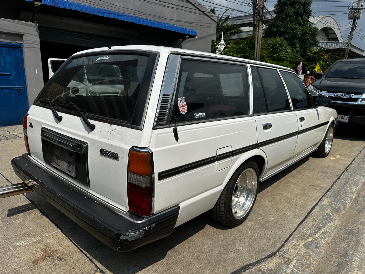 1990 Toyota Cressida Image 5